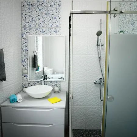 Vila Rina At Aquamarine Residence Vlore Exterior photo