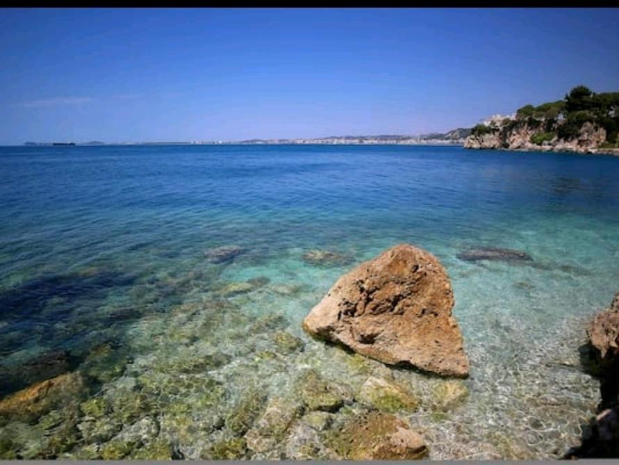 Rina At Aquamarine Appartamento Vlorë